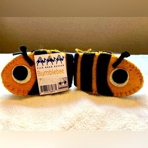 Bumblebee Zooties infant shoes 6-12 months, NWT
